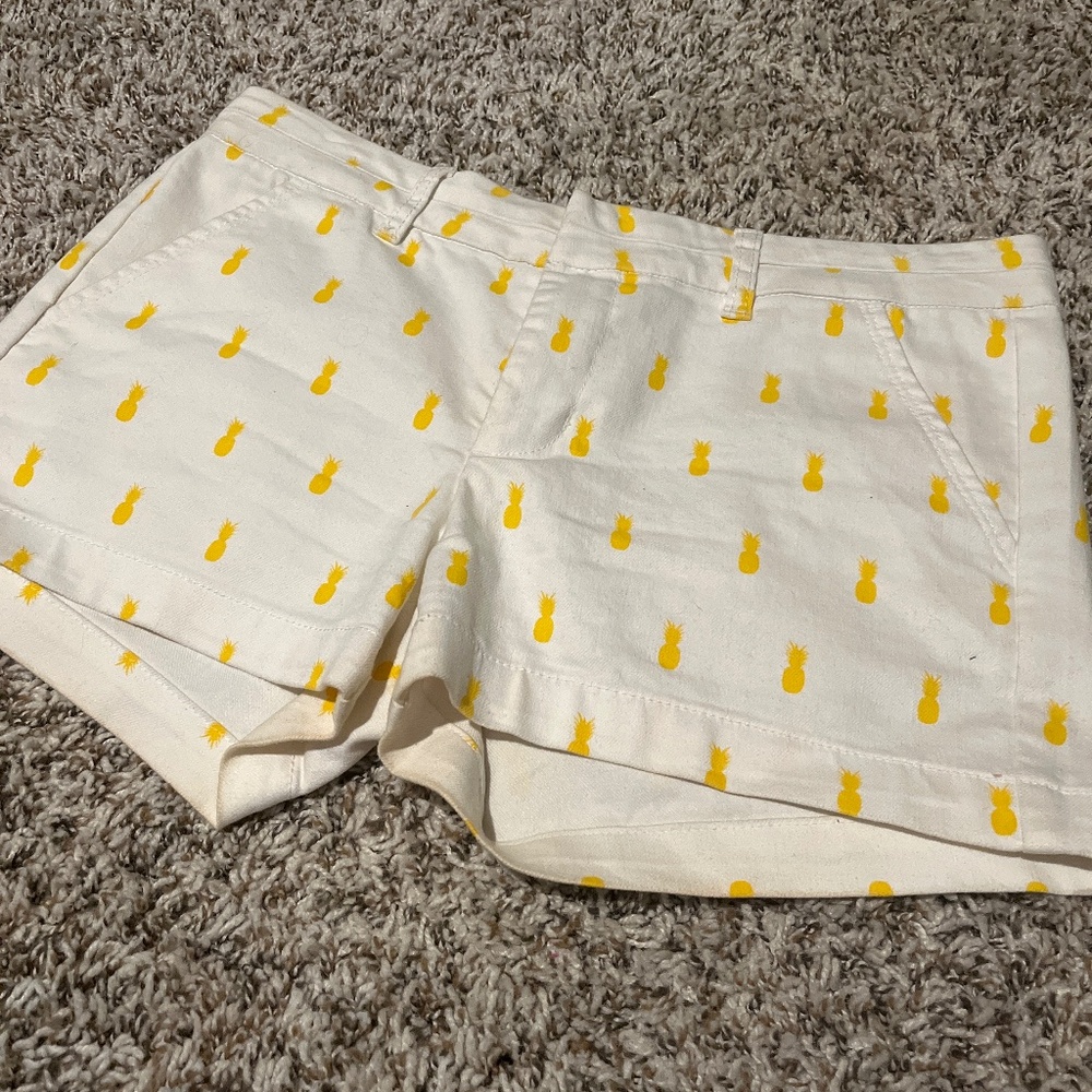Pineapple white shorts
